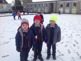 Year 1 Have fun in the snow!⛄️❄️❄️