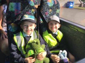 Year 1 trip to Drum Manor Forest Park